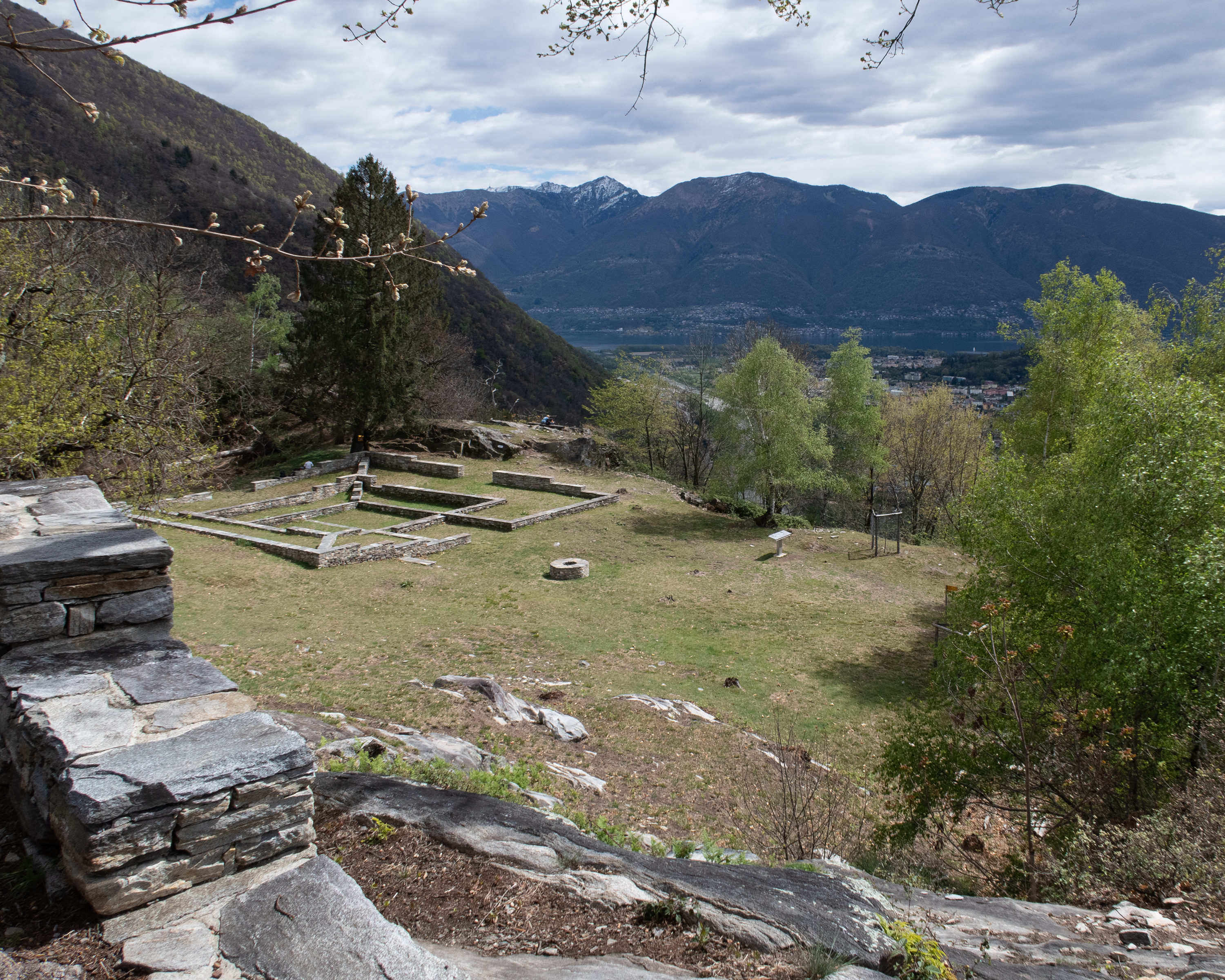 Giro delle Rovine del Castelliere