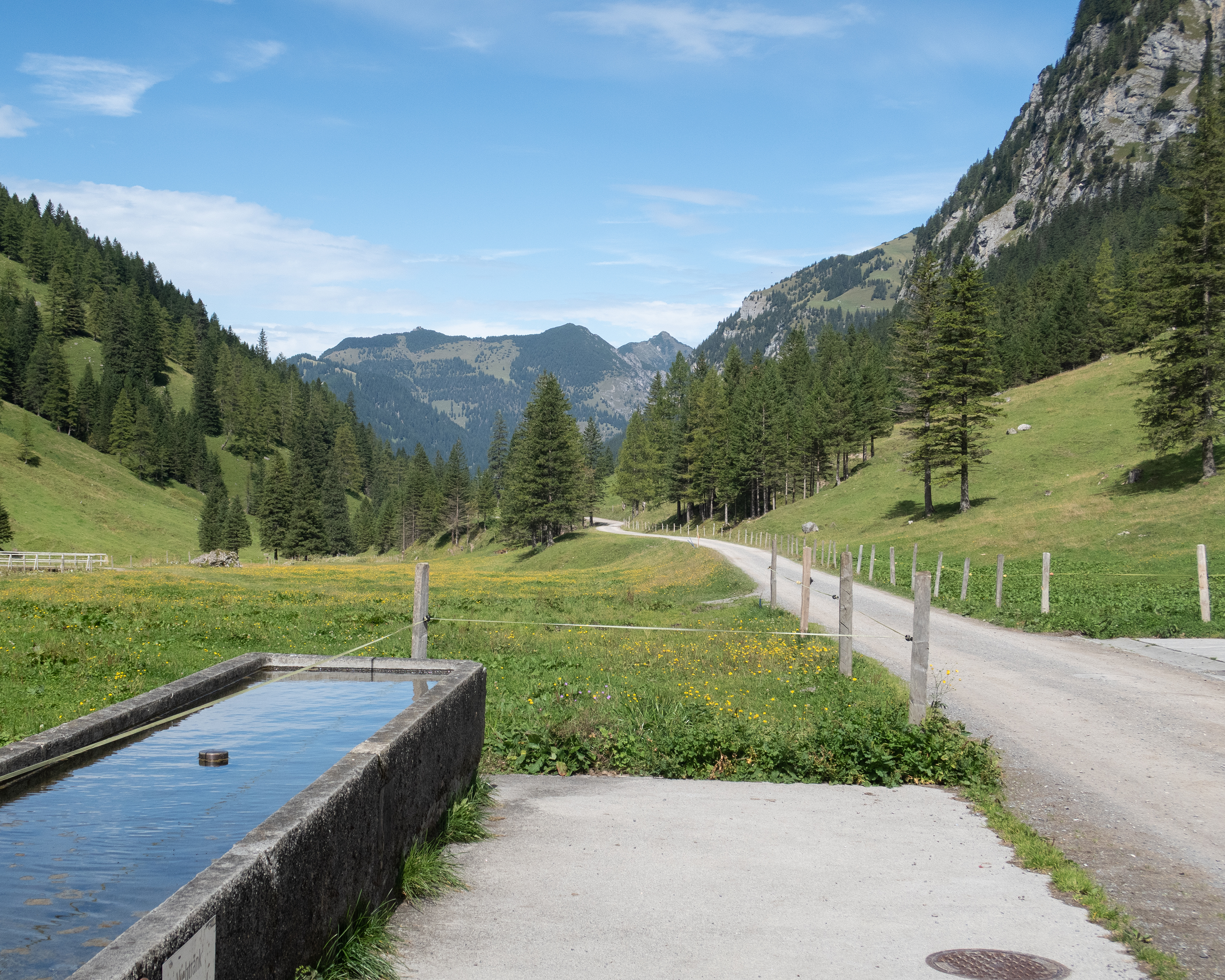 Valünaweg