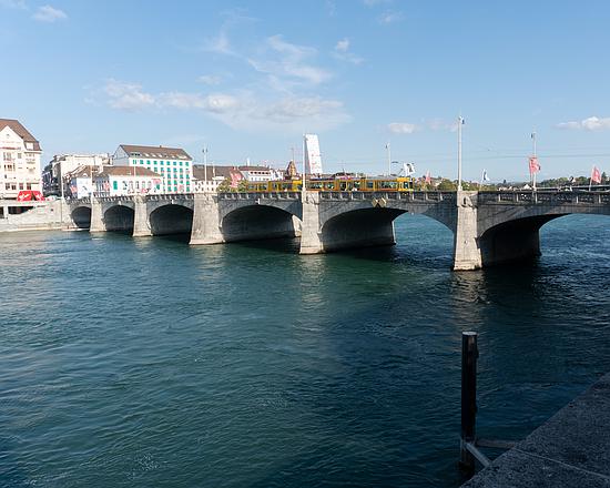 バーゼルへの道　ヘルムート・シュミット　der Weg nach Basel Basel, Switzerland: A delightful and surprising trip to see